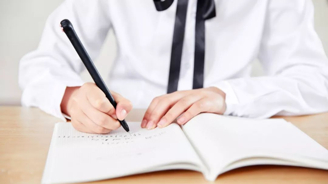中小学生写好字的正确方法，这些实用指南值得收藏！